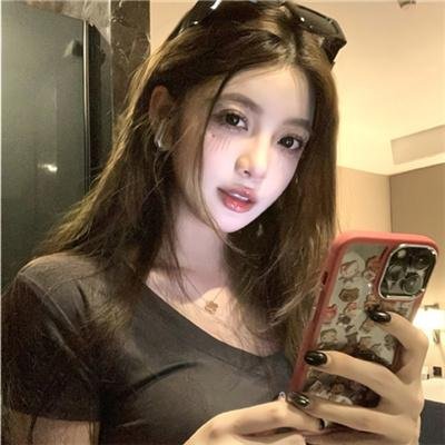 亲吻的人们